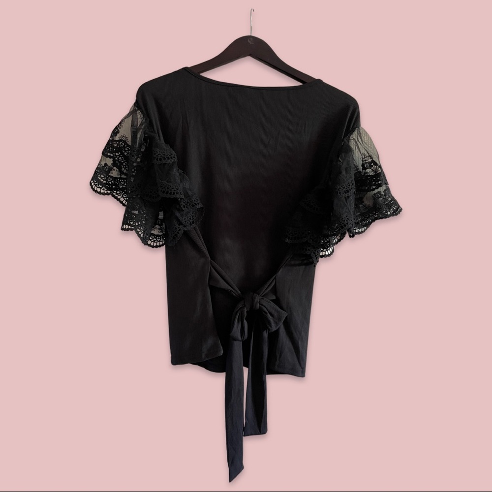 Romantic Ribbed and Ruffled Top - Picture 2 of 9